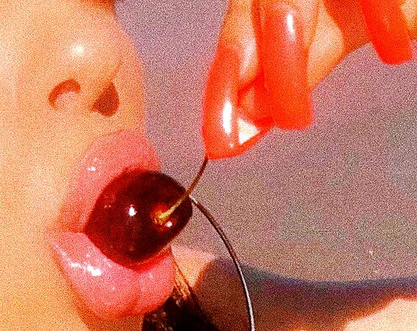 v.qx instagram image archive image