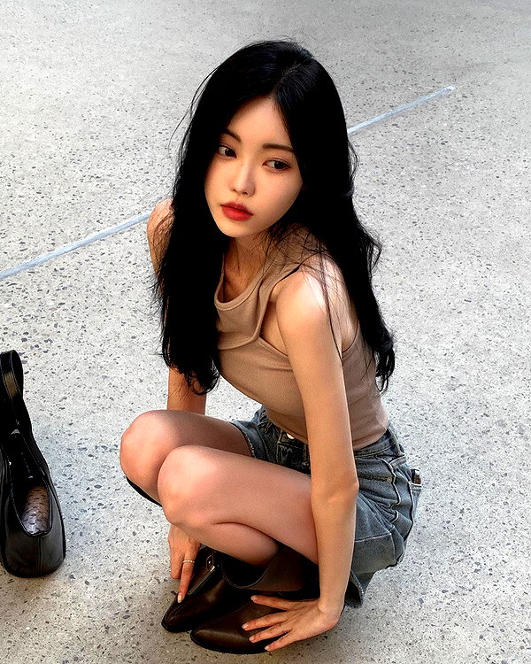 daxbin instagram image archive image
