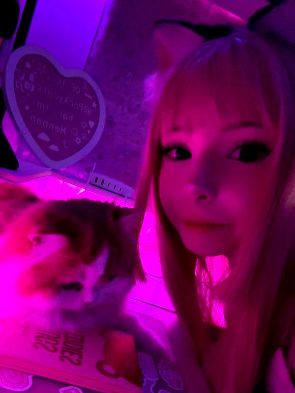 mennyaah instagram image archive image