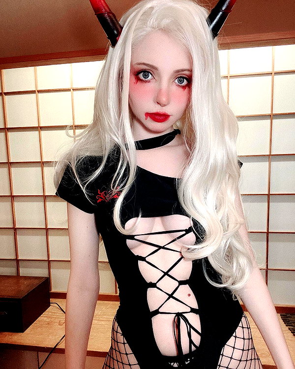 peachmilky_ instagram image archive image