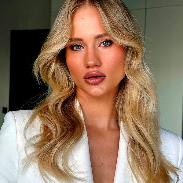 amelina.beauty instagram image archive image
