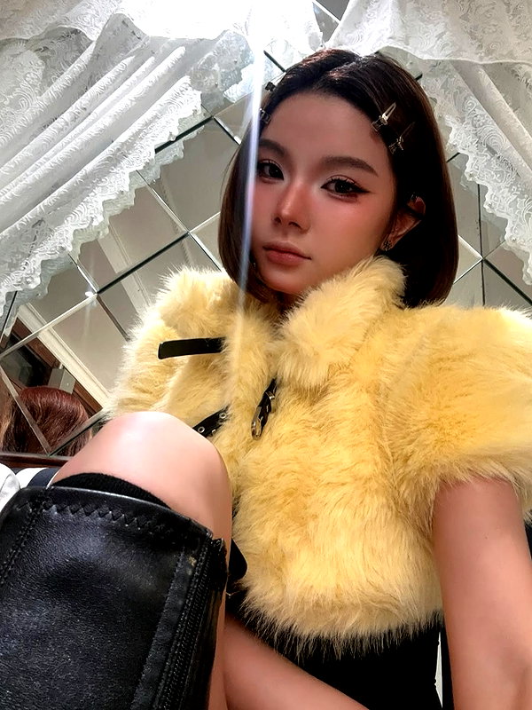 lyhythuedoxinh instagram image archive image