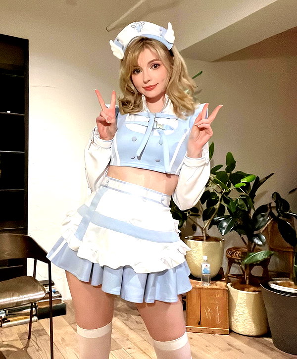 peachmilky_ instagram image archive image