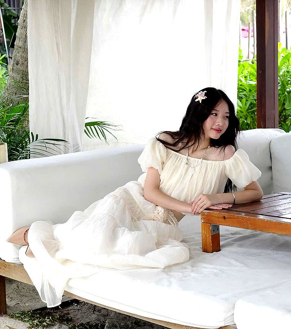lyhythuedoxinh instagram image archive image