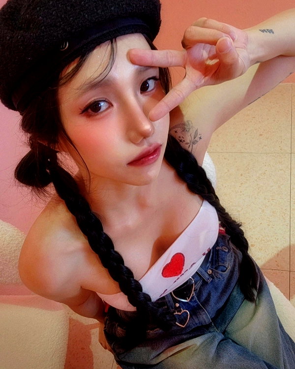 bora__look instagram image archive image
