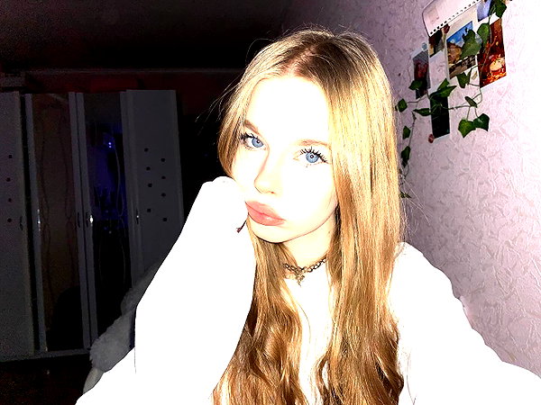 kristti.a instagram image archive image