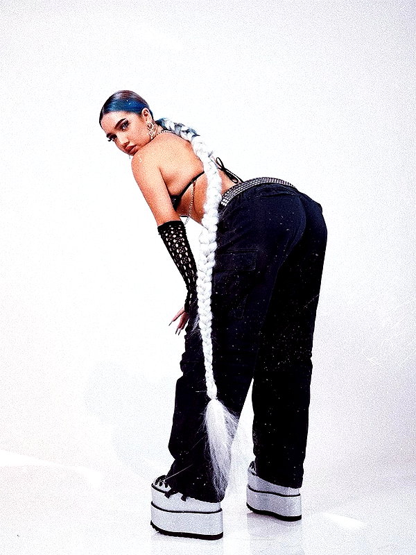 elinmaliaa instagram image archive image