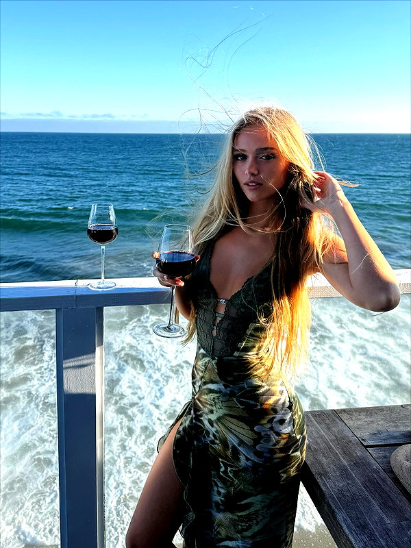 kyla.doddsss instagram image archive image