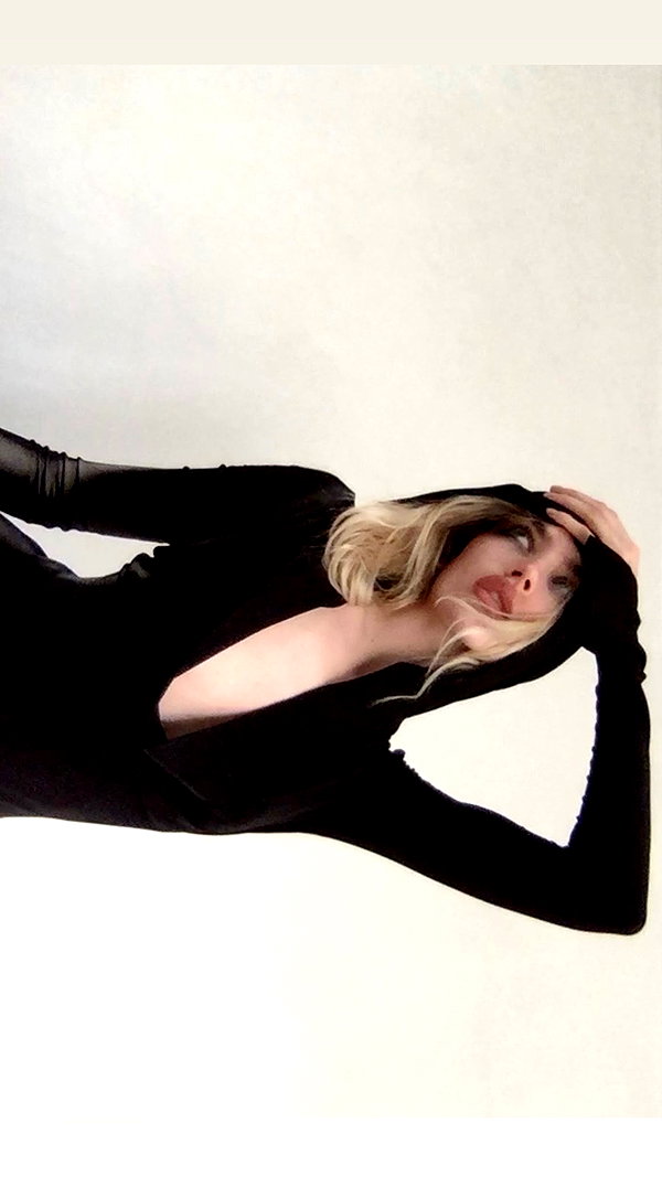 alien.hanna instagram image archive image