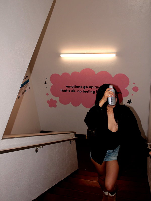 naomimdiaz instagram image archive image