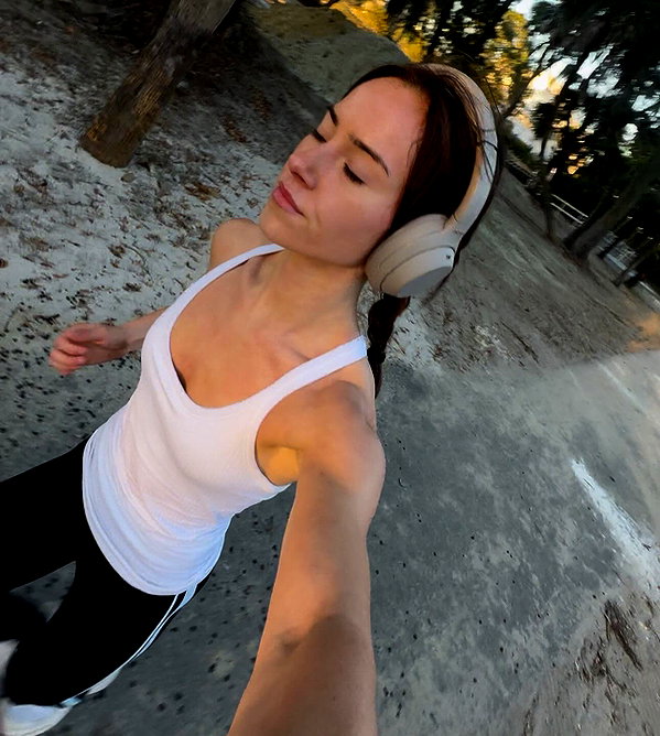katelynernst3 instagram image archive image