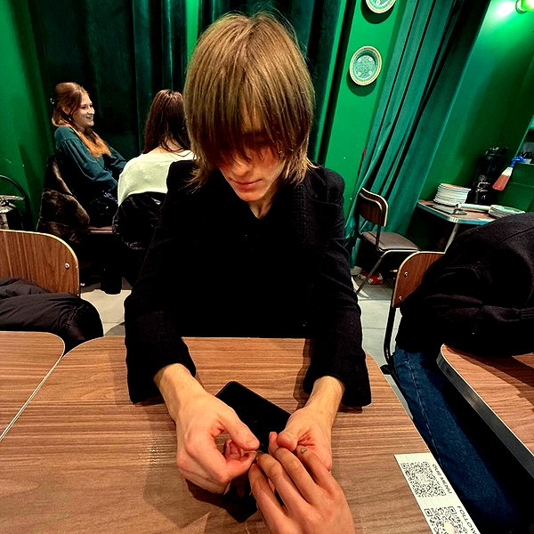 leonanaomii instagram image archive image