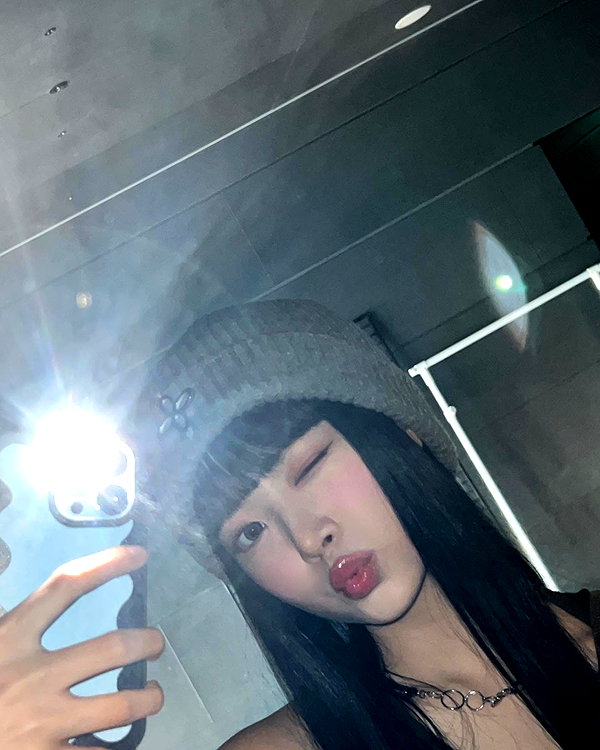 hhh.e_c.v instagram image archive image