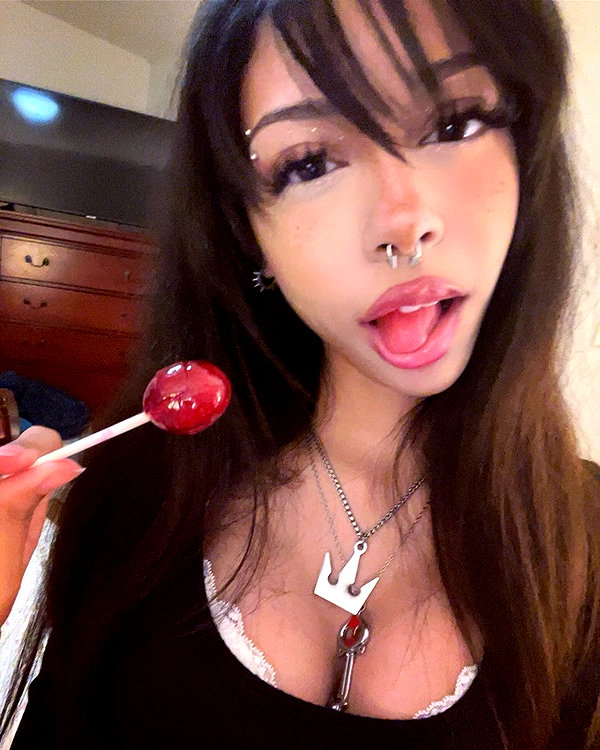 twodollie instagram image archive image