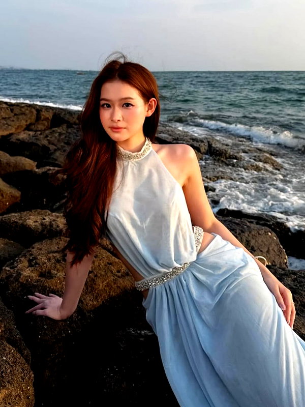 lyhythuedoxinh instagram image archive image