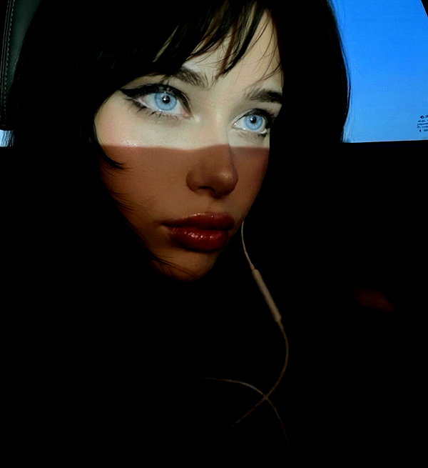 moonliliaght instagram image archive image