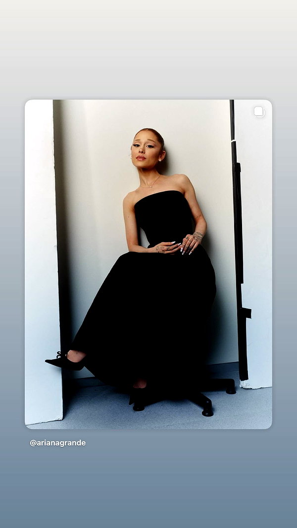 arianagrande instagram image archive image