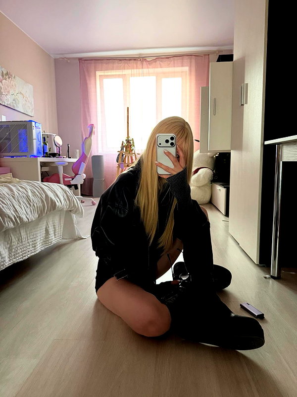 uno.clown instagram image archive image