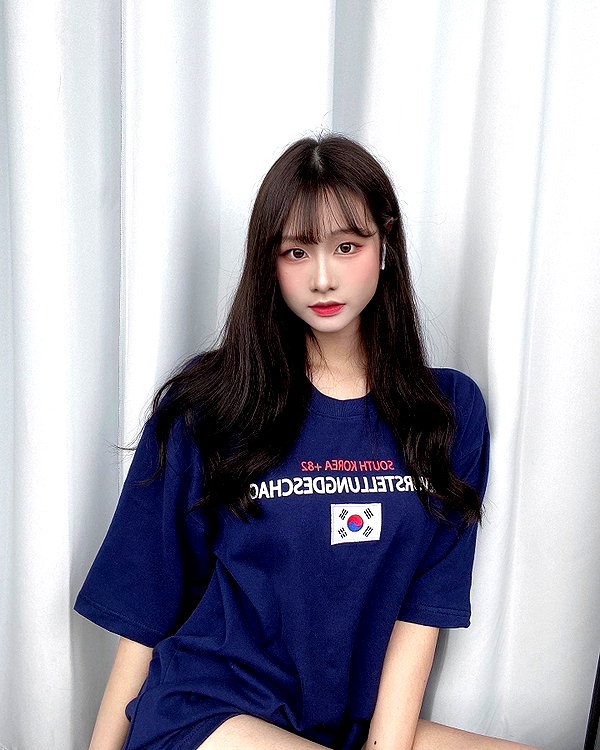 lai_931201 instagram image archive image