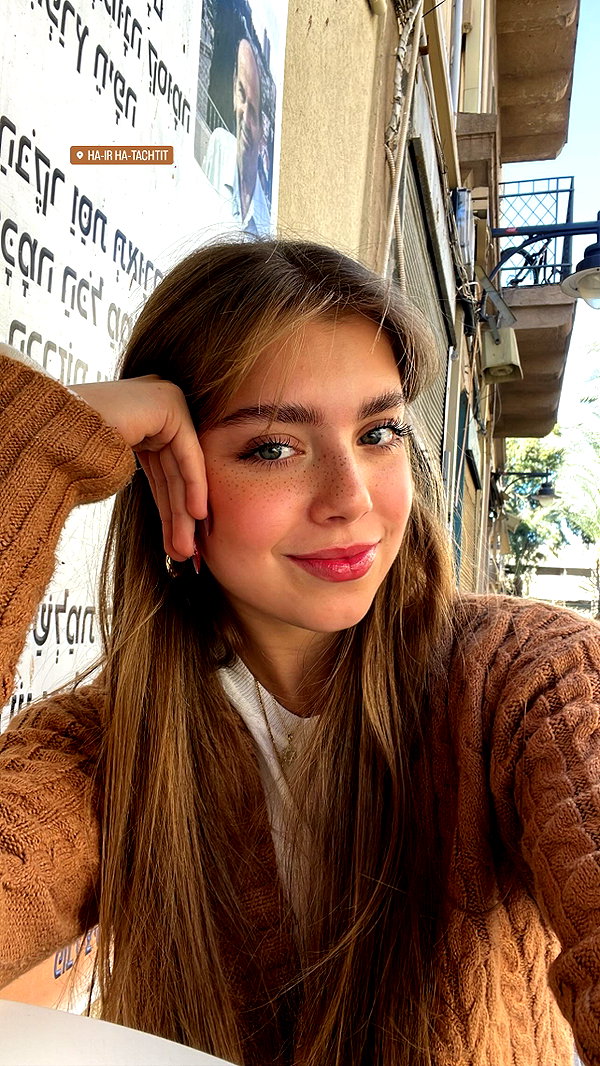 mishel_d_ instagram image archive image