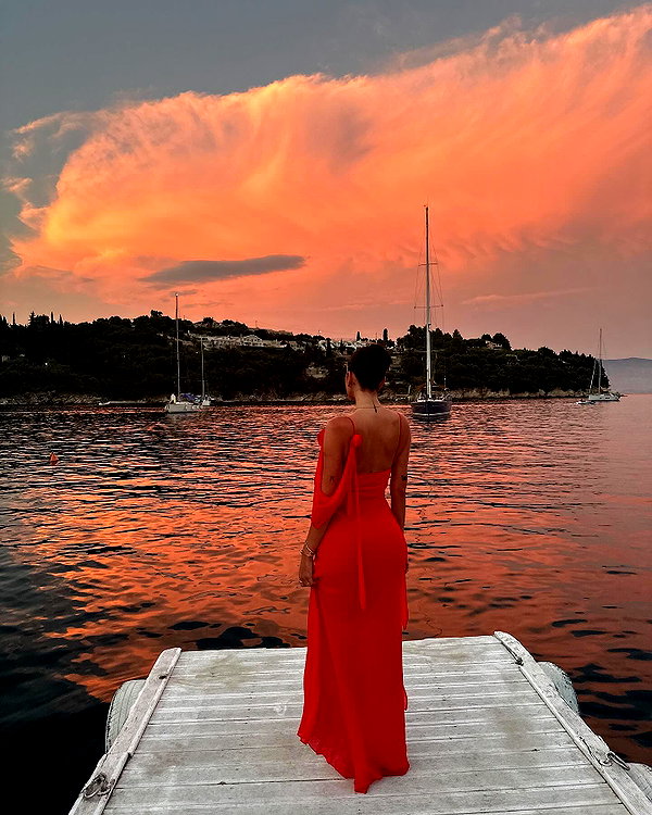 staskaranikolaou instagram image archive image