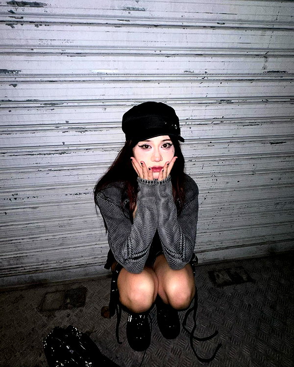 is2tian instagram image archive image