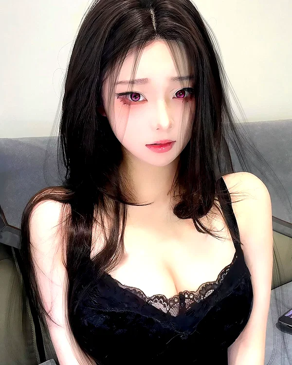 yingyinng_ instagram image archive image