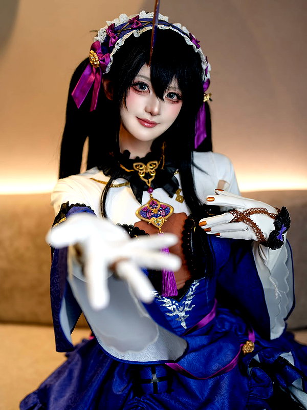 miee_cos instagram image archive image