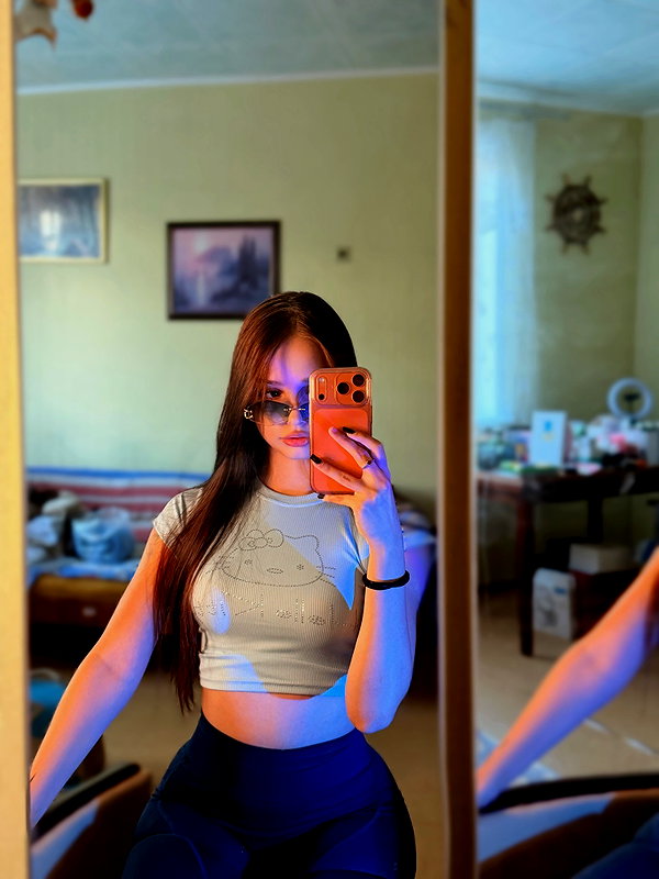 arti_0._.0 instagram image archive image