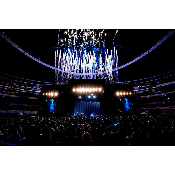 shakira instagram image archive image