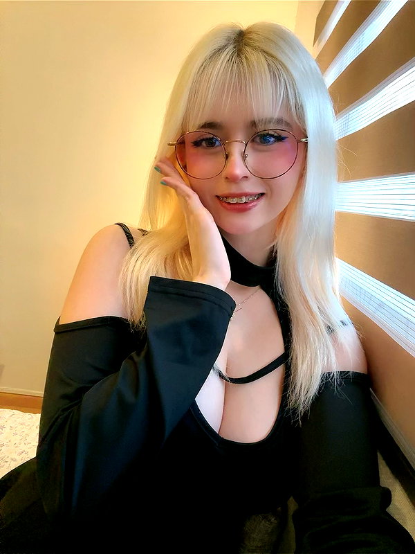 lulymakima instagram image archive image