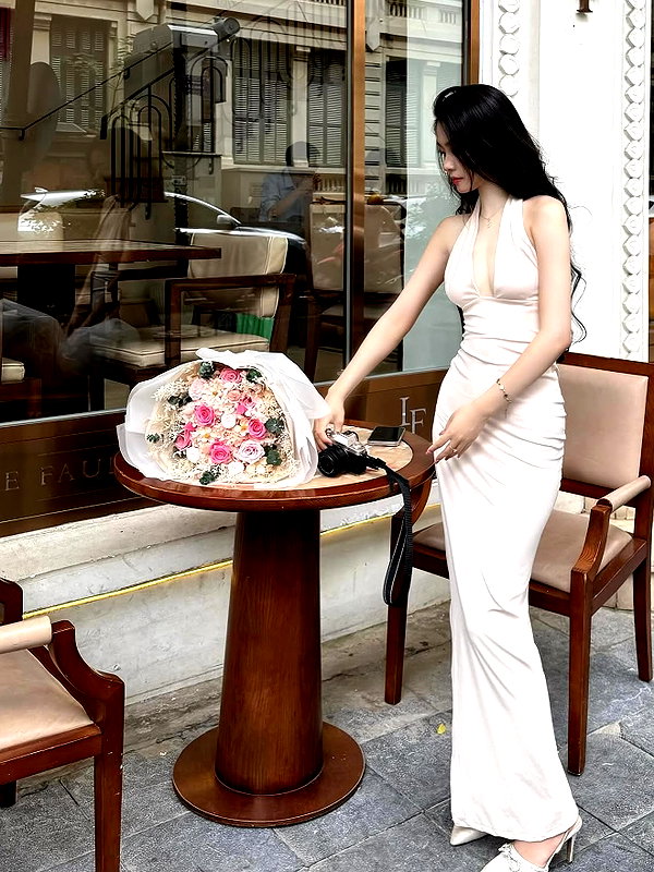 lyhythuedoxinh instagram image archive image