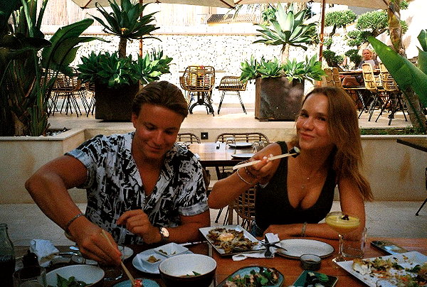 pia__kim instagram image archive image