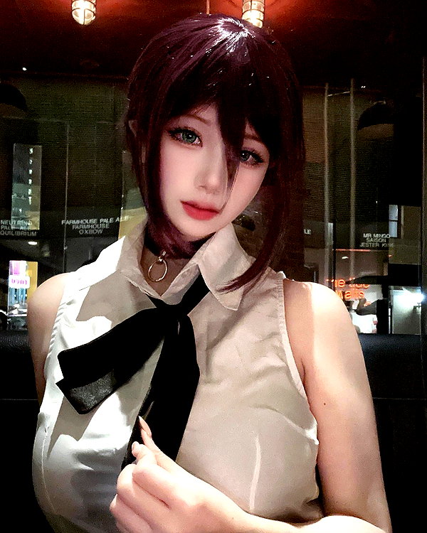 xier_cos instagram image archive image