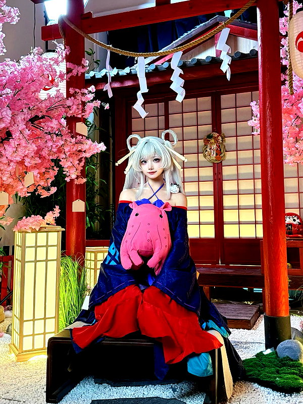 xier_cos instagram image archive image
