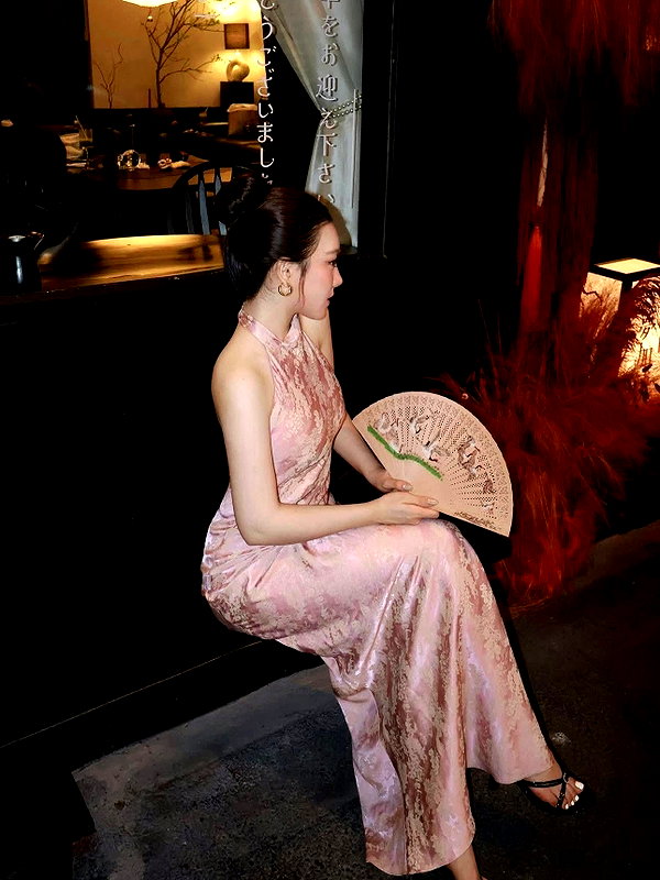 lyhythuedoxinh instagram image archive image