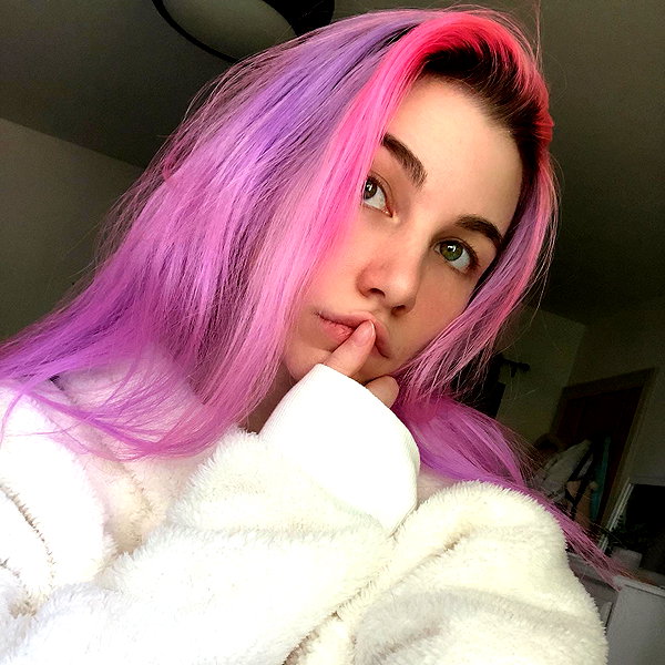danielle.mercedie instagram image archive image