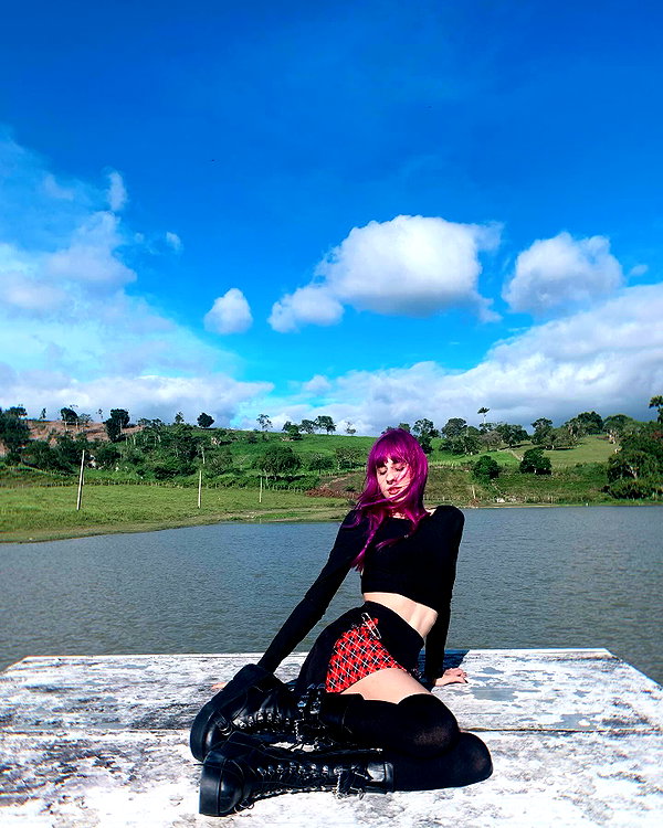 jadelaverne instagram image archive image