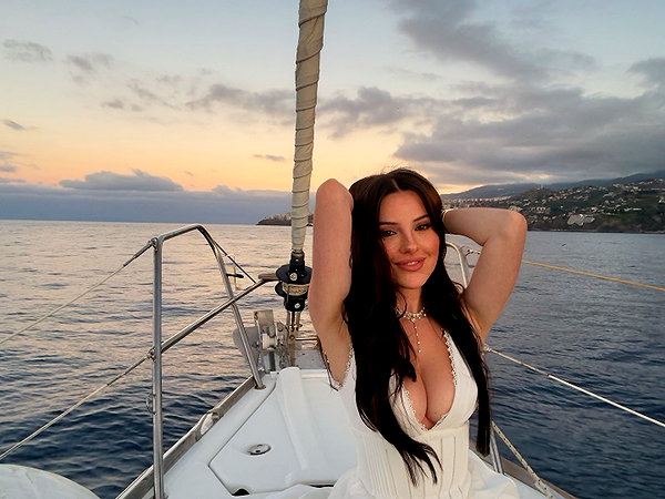 nikoleta.milenova instagram image archive image