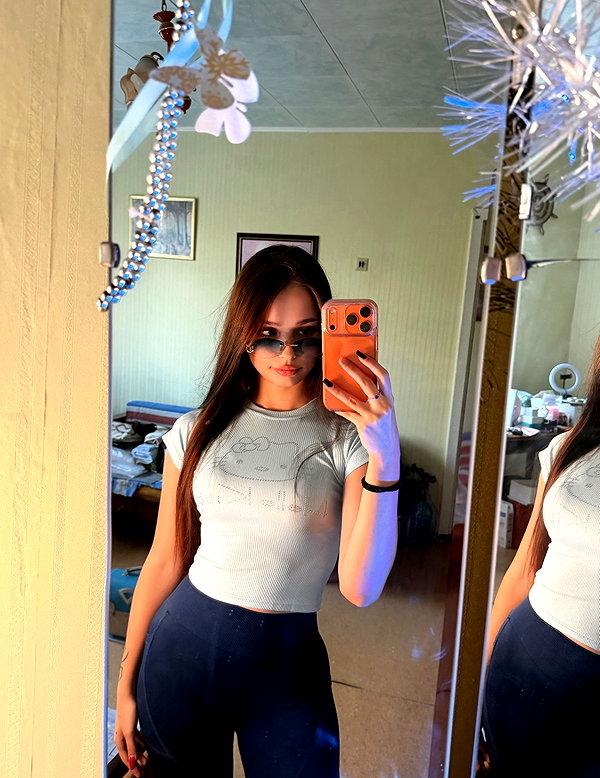 arti_0._.0 instagram image archive image