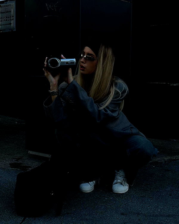 kkwwwv instagram image archive image