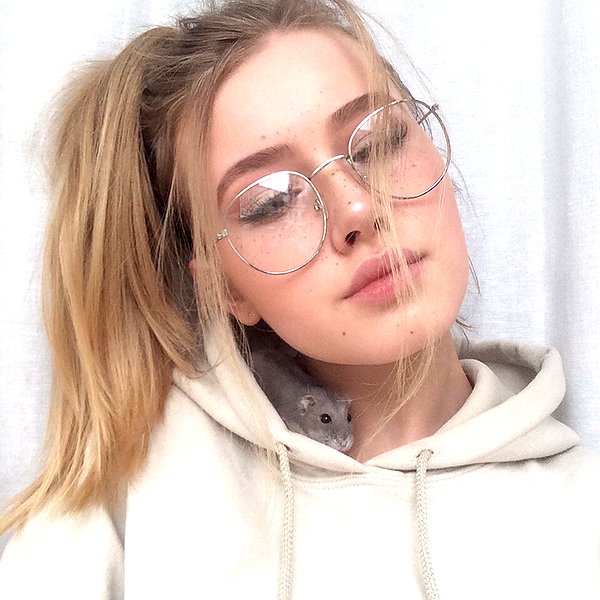 lilih instagram image archive image