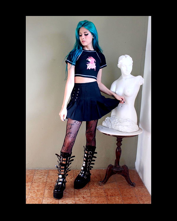 jadelaverne instagram image archive image