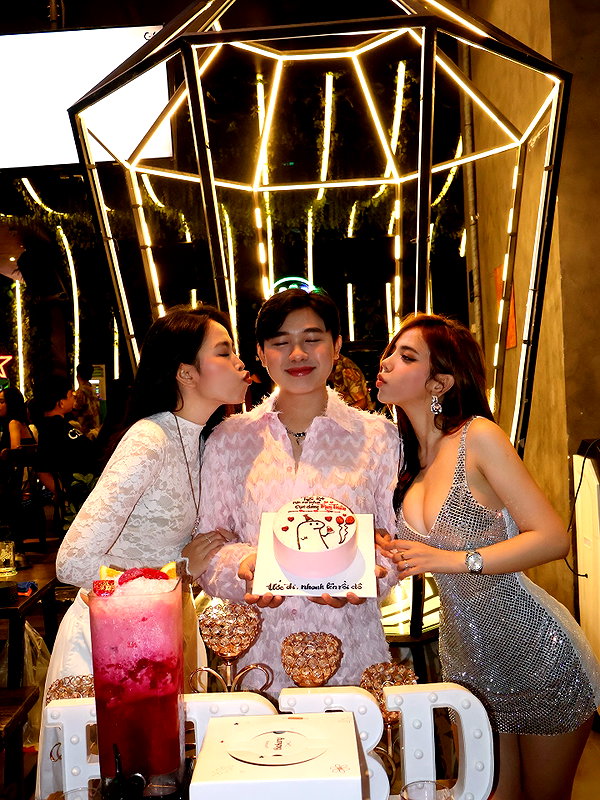 lyhythuedoxinh instagram image archive image