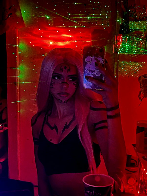 ki.re.ina instagram image archive image