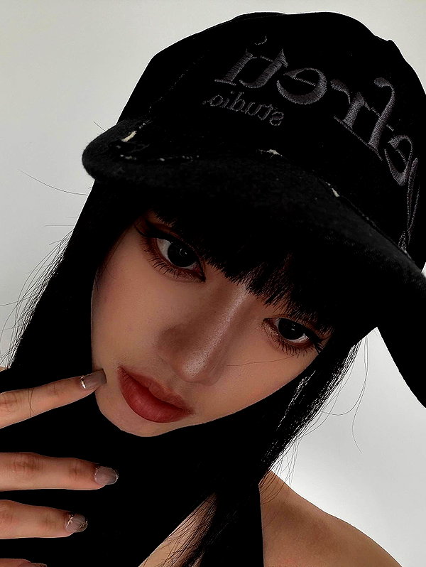 a.tinn___ instagram image archive image