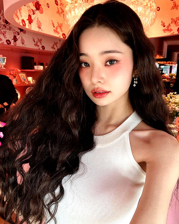 dear.zia instagram image archive image