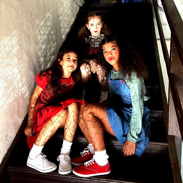 ellianawalmsley instagram image archive image