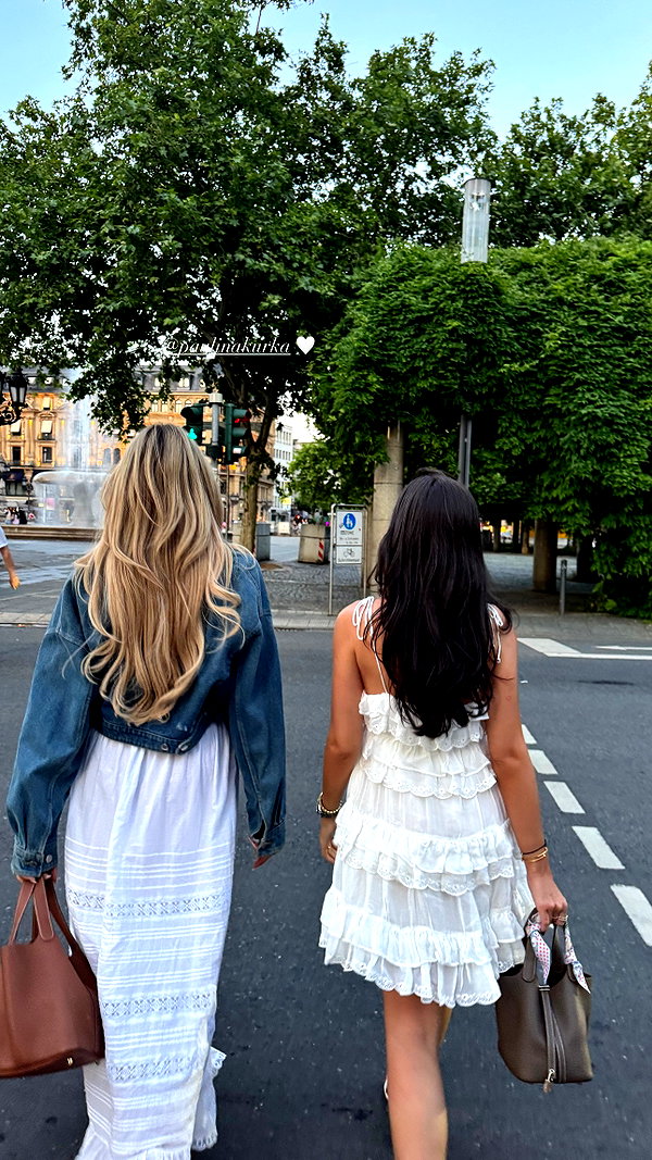 zoeliss instagram image archive image
