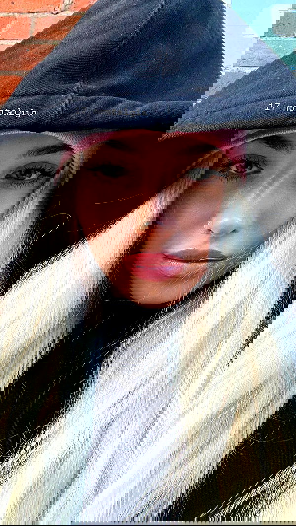 alexandramarianna alexandramarianna archive image